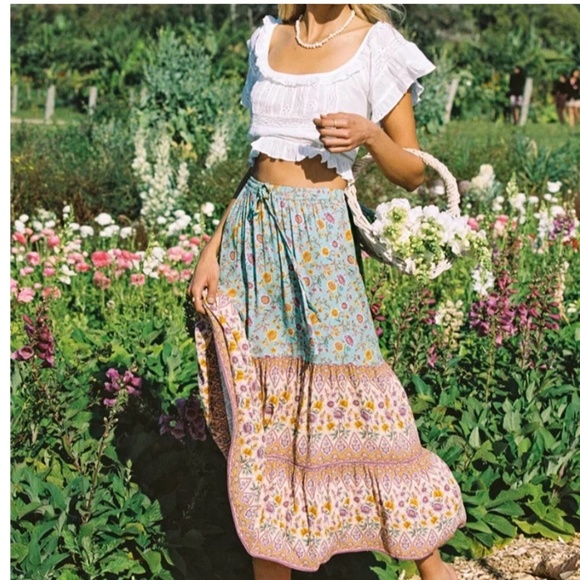 Dresses & Skirts - Boho mint green floral print maxi skirt ruffle